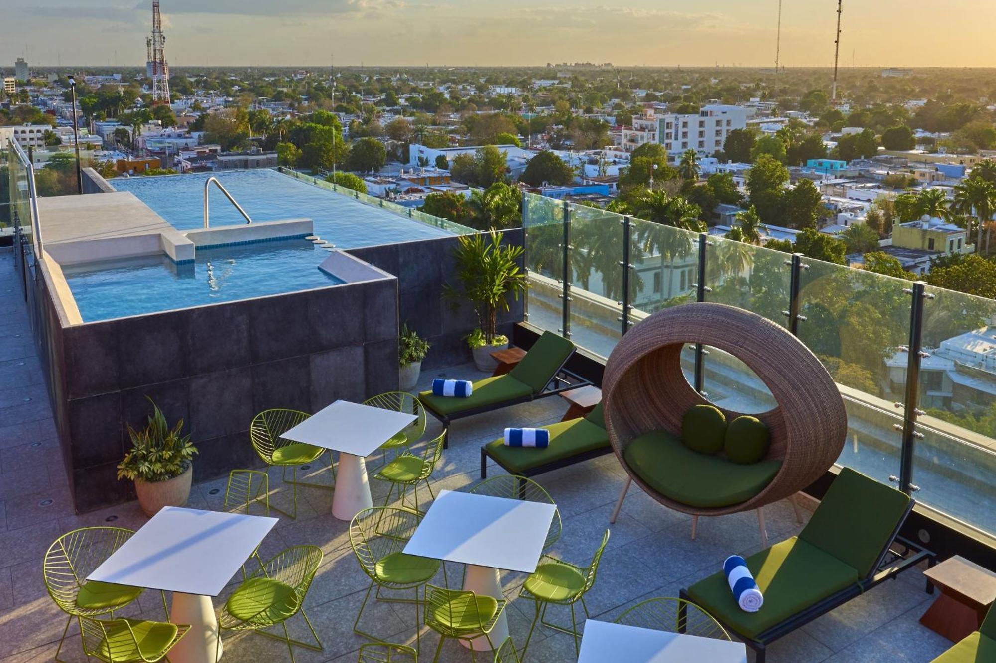 City Express Plus By Marriott Merida Exterior photo