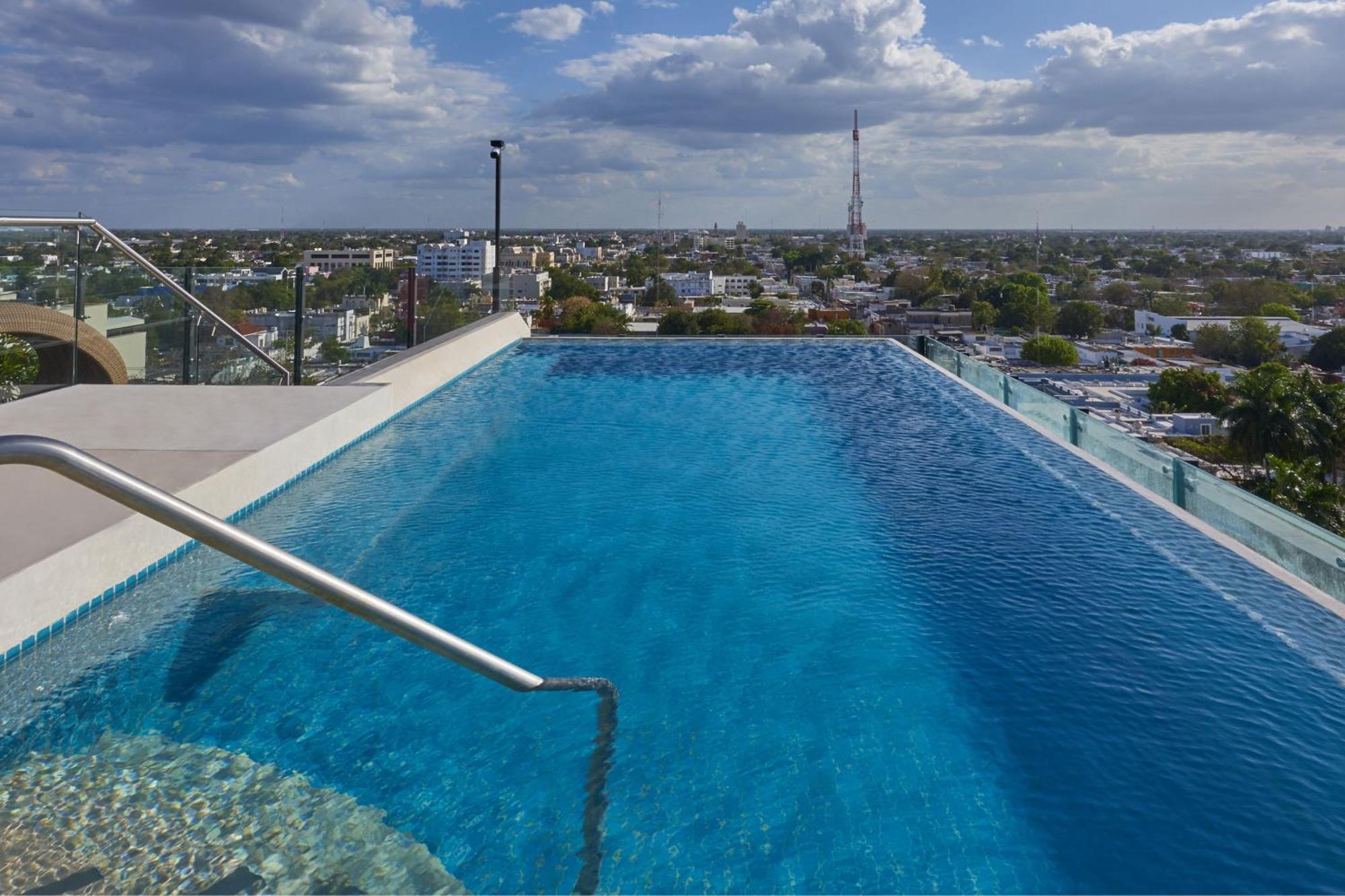 City Express Plus By Marriott Merida Exterior photo
